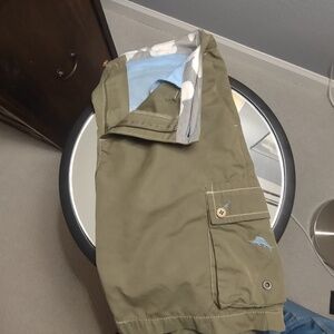 TOMMY BAHAMA Mens Shorts